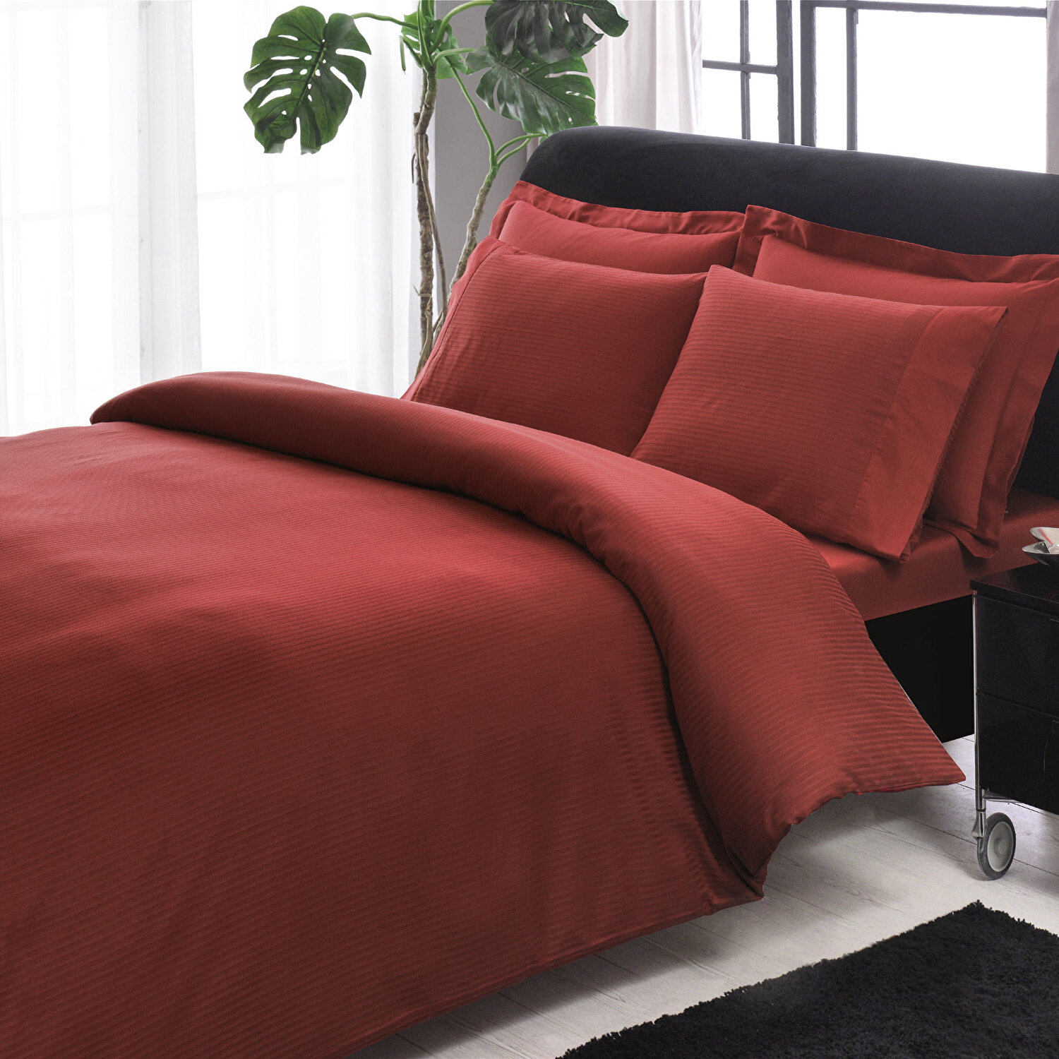 Taç Stripe Premium Basic King Size Nevresim Takımı Kırmızı
