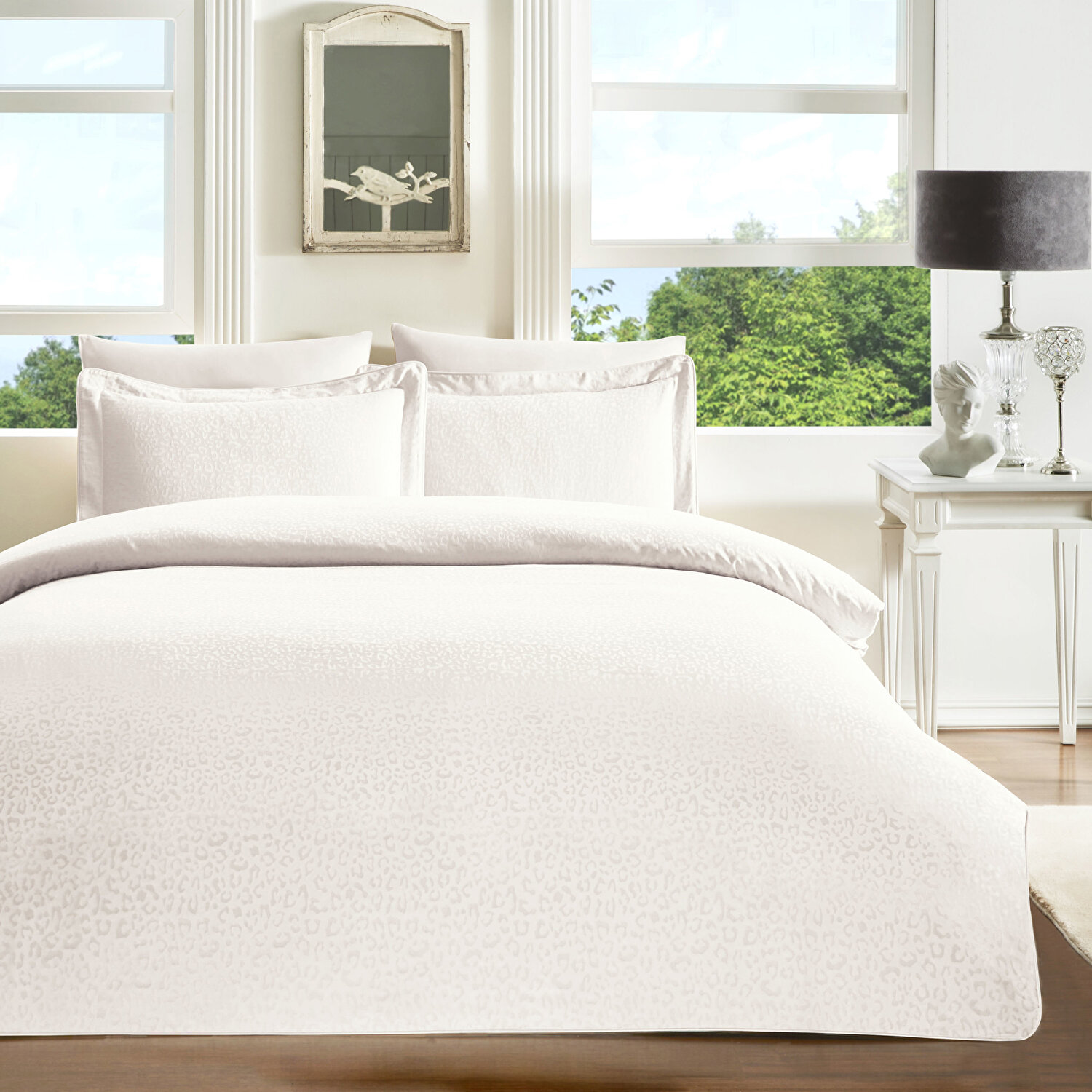 Taç Leo Jakar Çift Kişilik Nevresim Takımı Ekru