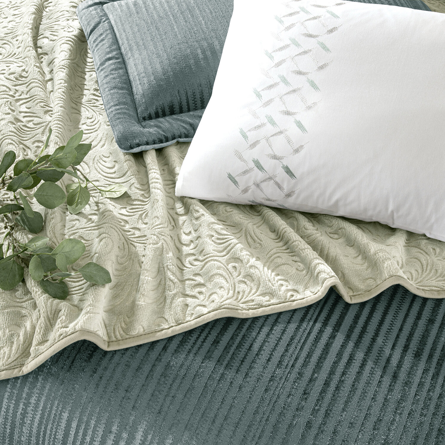 Taç Sirius Abiye Çeyiz Seti Yeşil