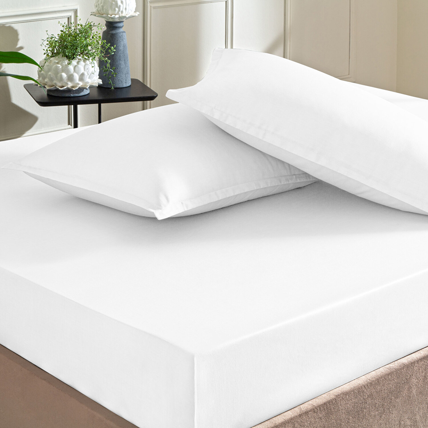 Taç Color Dreams Saten Çift Kişilik Çarşaf Seti Beyaz