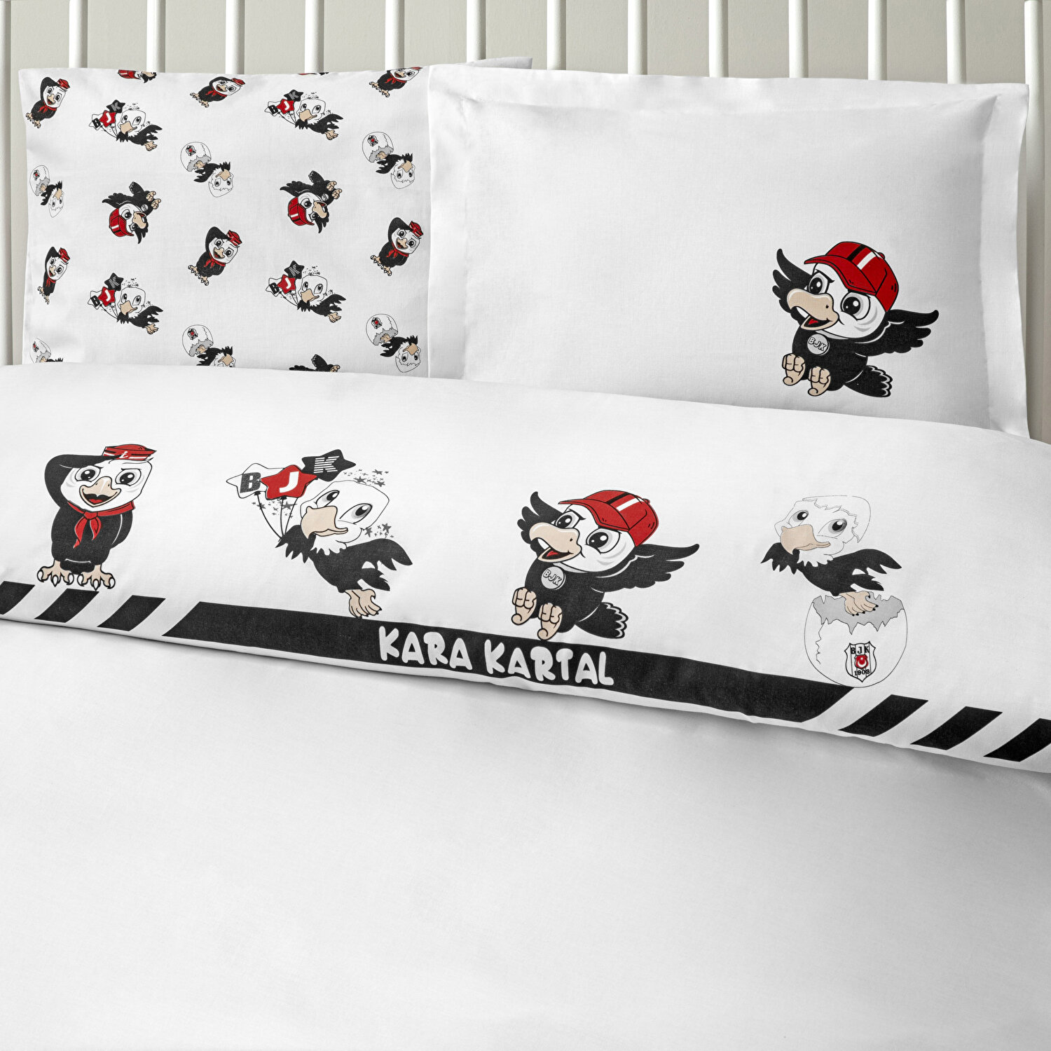 Taç Lisanslı Beşiktaş Strip Baby Pamuk Nevresim Takımı