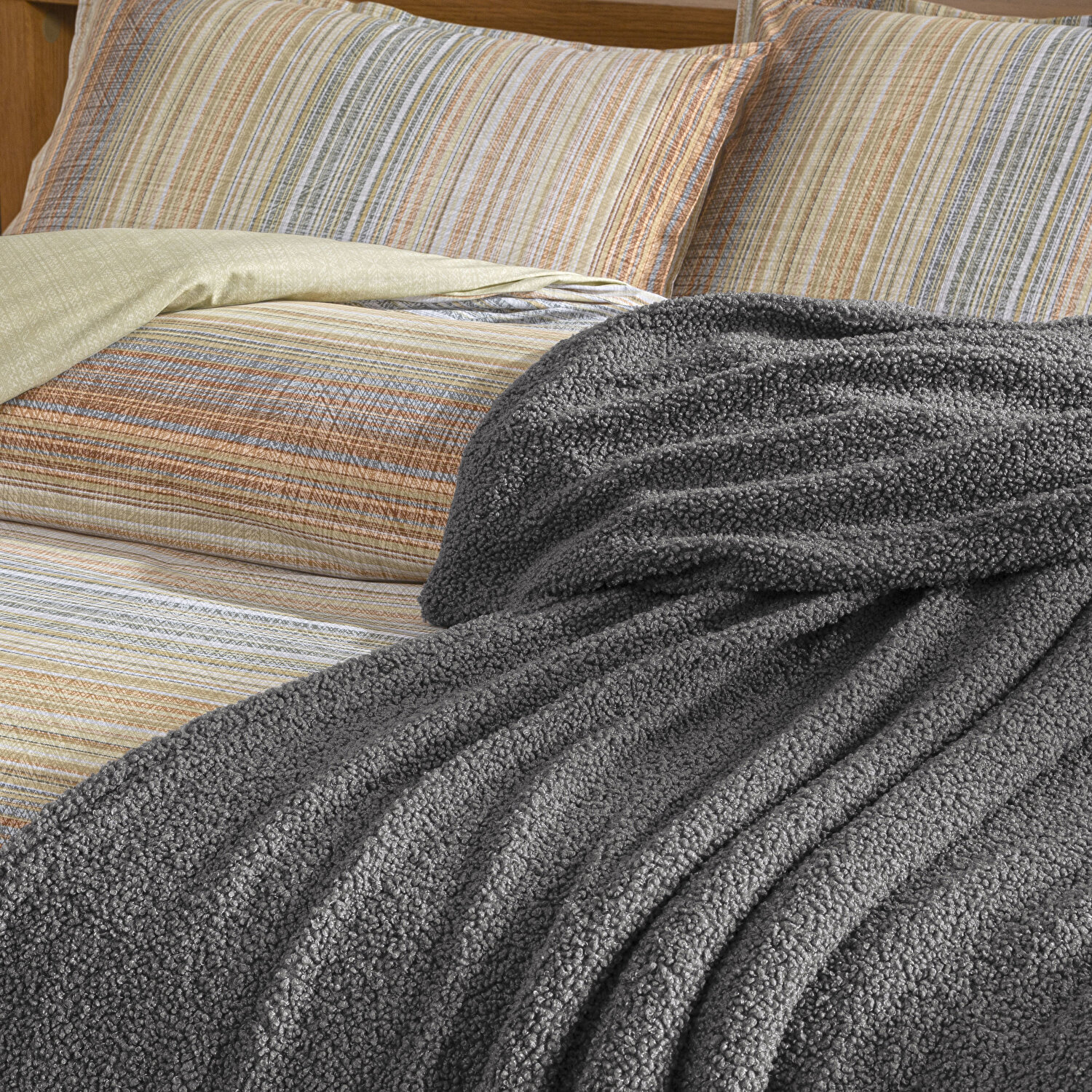 Taç Rodion Ranforce Çift Kişilik Battaniyeli Kış Seti Taba