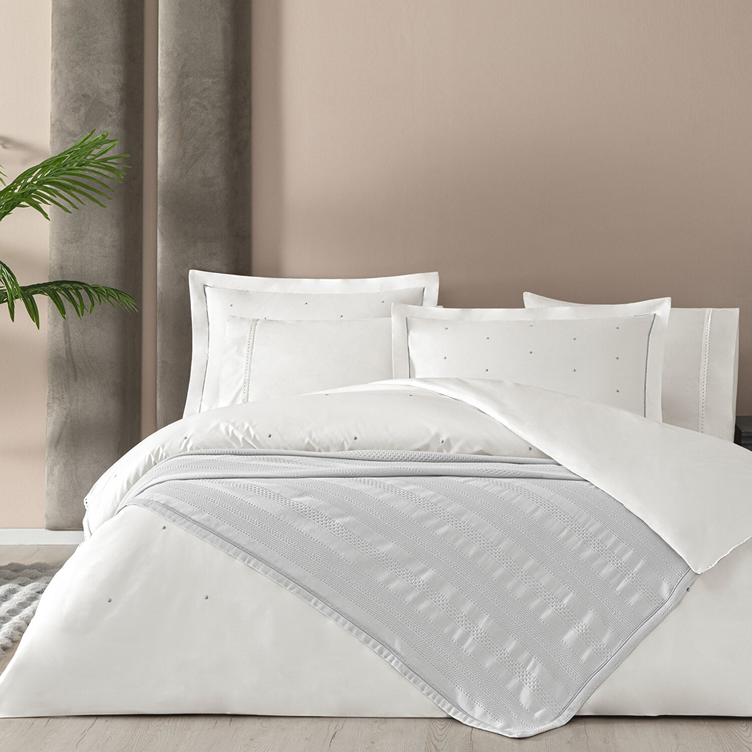 Taç Rebecca Yatak Örtülü Çift Kişilik Nevresim Seti Gri