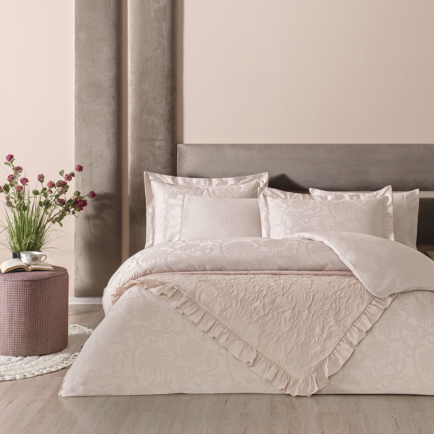 Taç Odette Yatak Örtülü Çift Kişilik Nevresim Seti Pudra