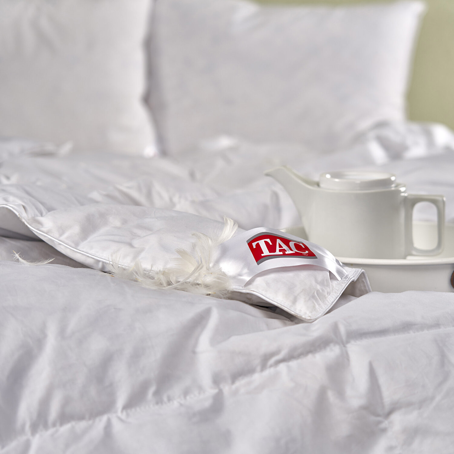 Taç Glamour Tek Kişilik Yorgan Beyaz