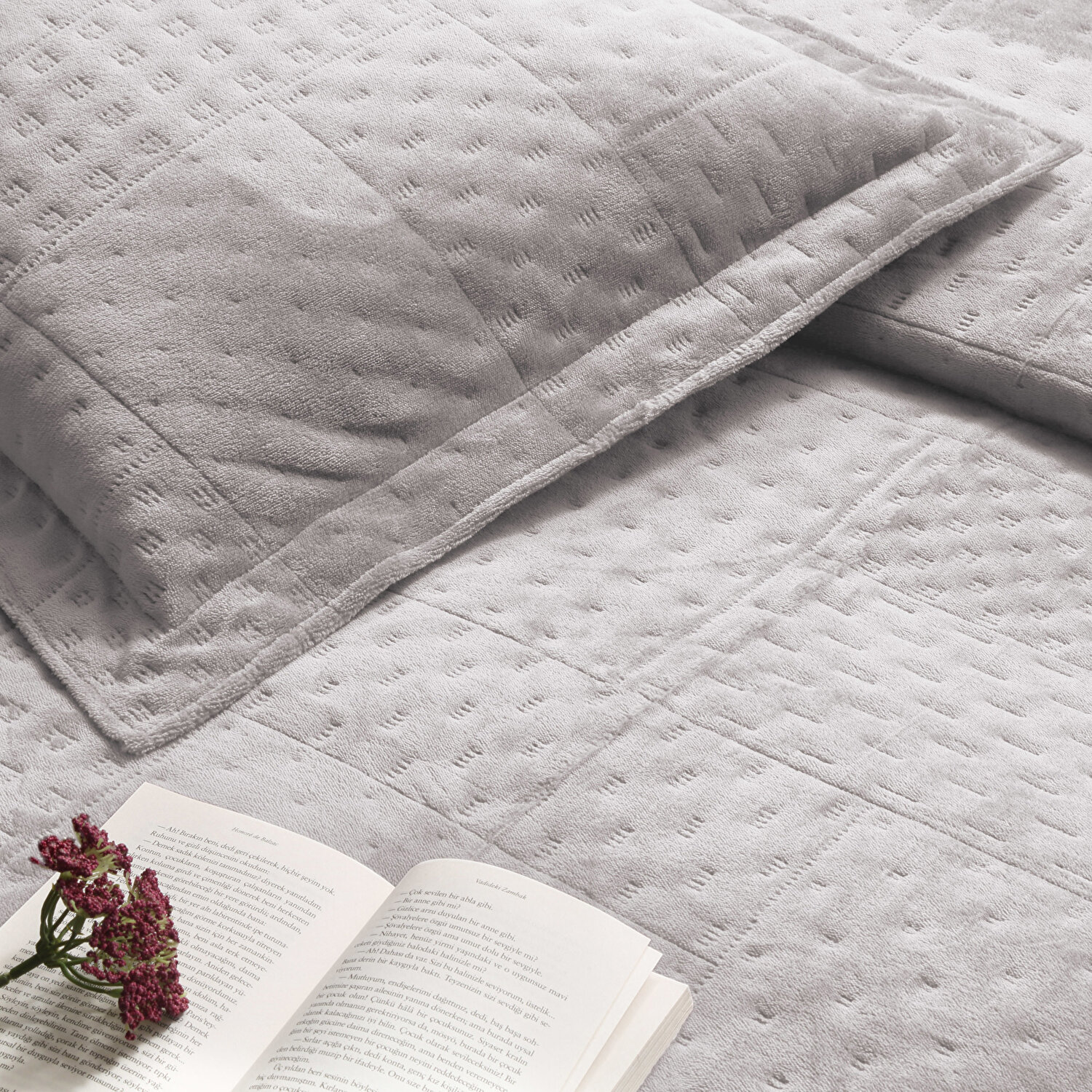 Taç Alvin Çift Kişilik Yatak Örtüsü Seti Mürdüm