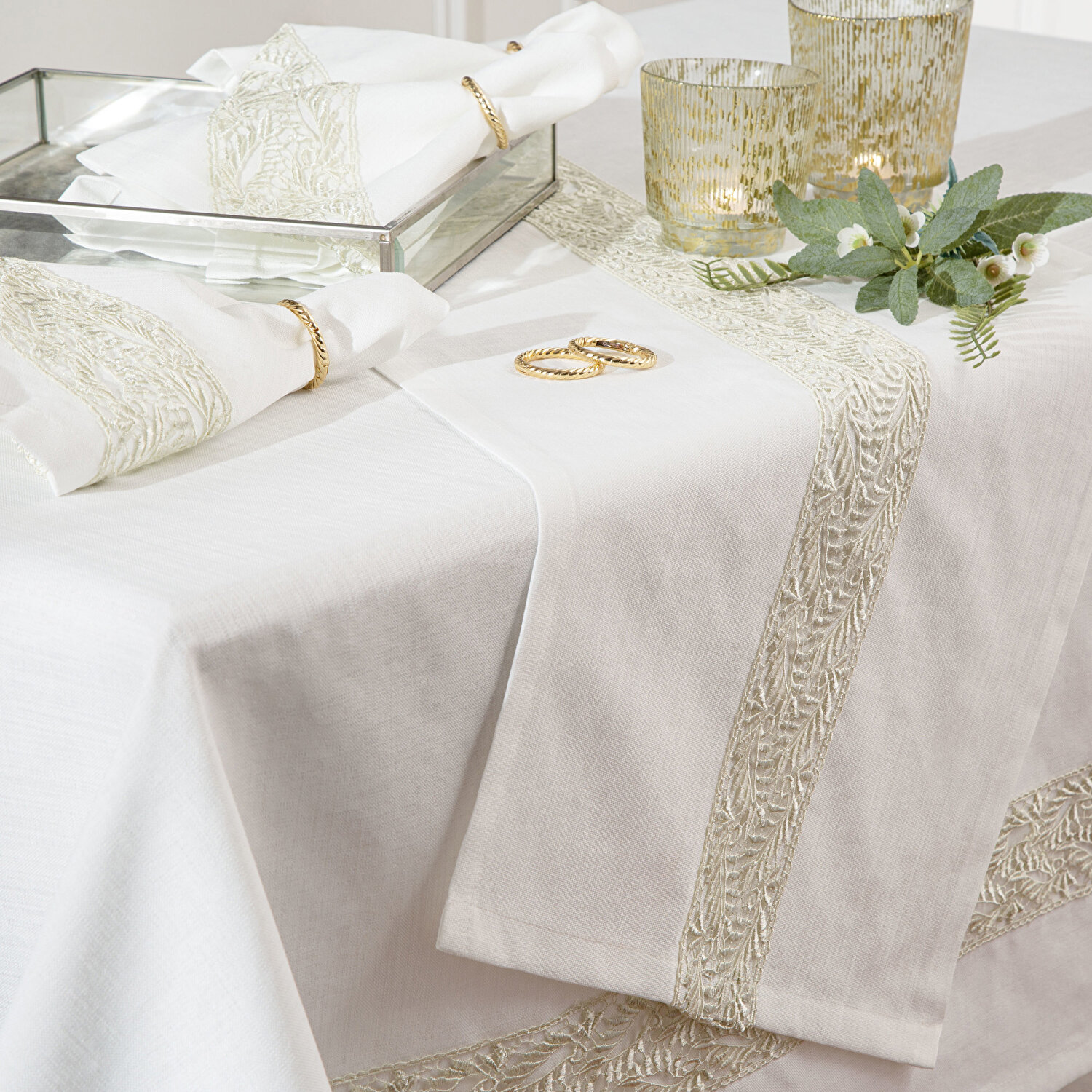 Taç Hedera 18'li Masa Örtüsü Seti Bej