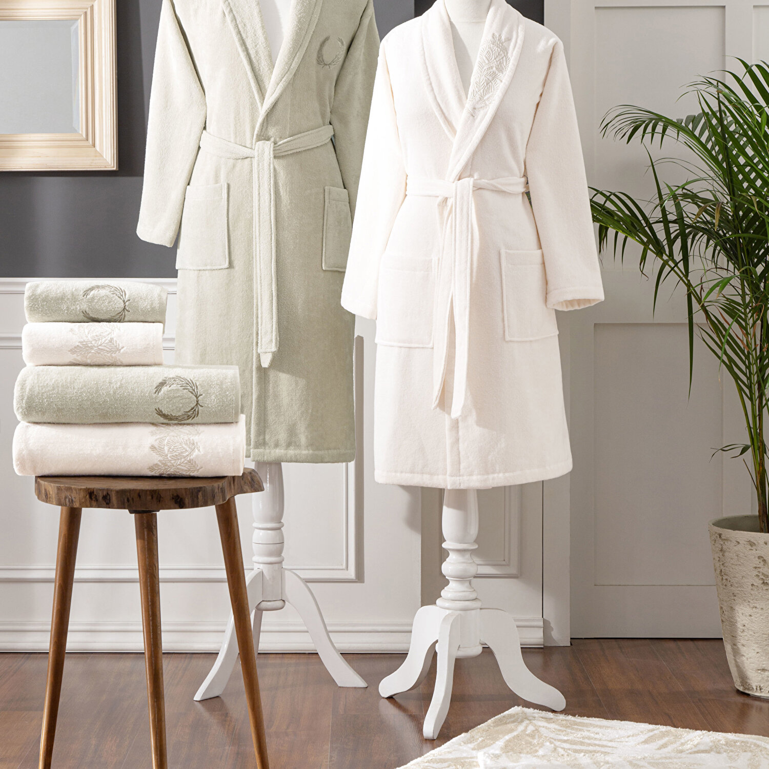 Taç Hedera 18'li Masa Örtüsü Seti Bej