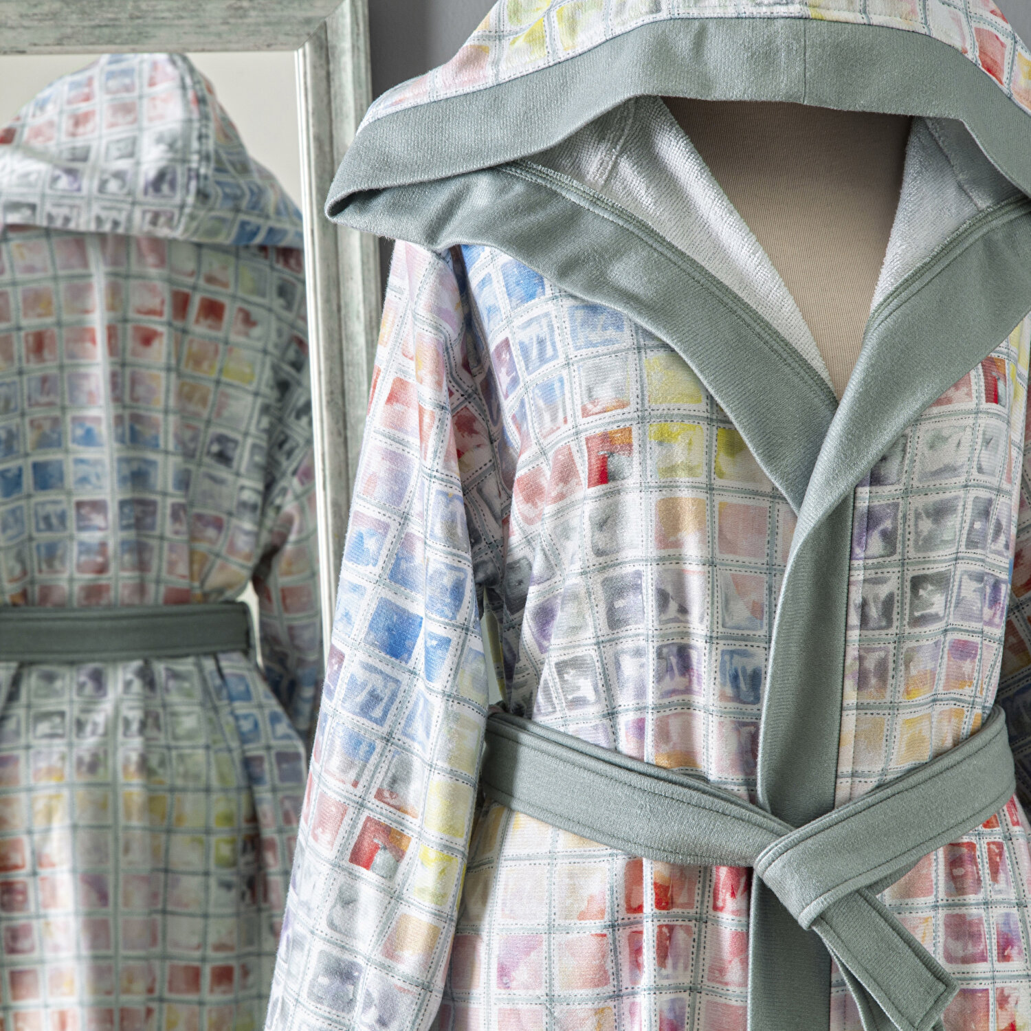 Taç Charmian Pamuk L/XL Genç Bornoz Çok Renkli