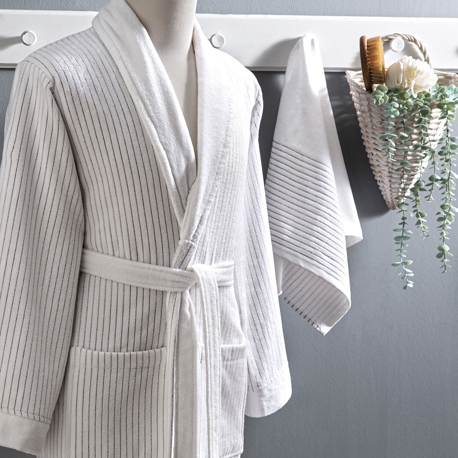 Taç Ritmo Pamuk L/XL Bornoz Set Beyaz