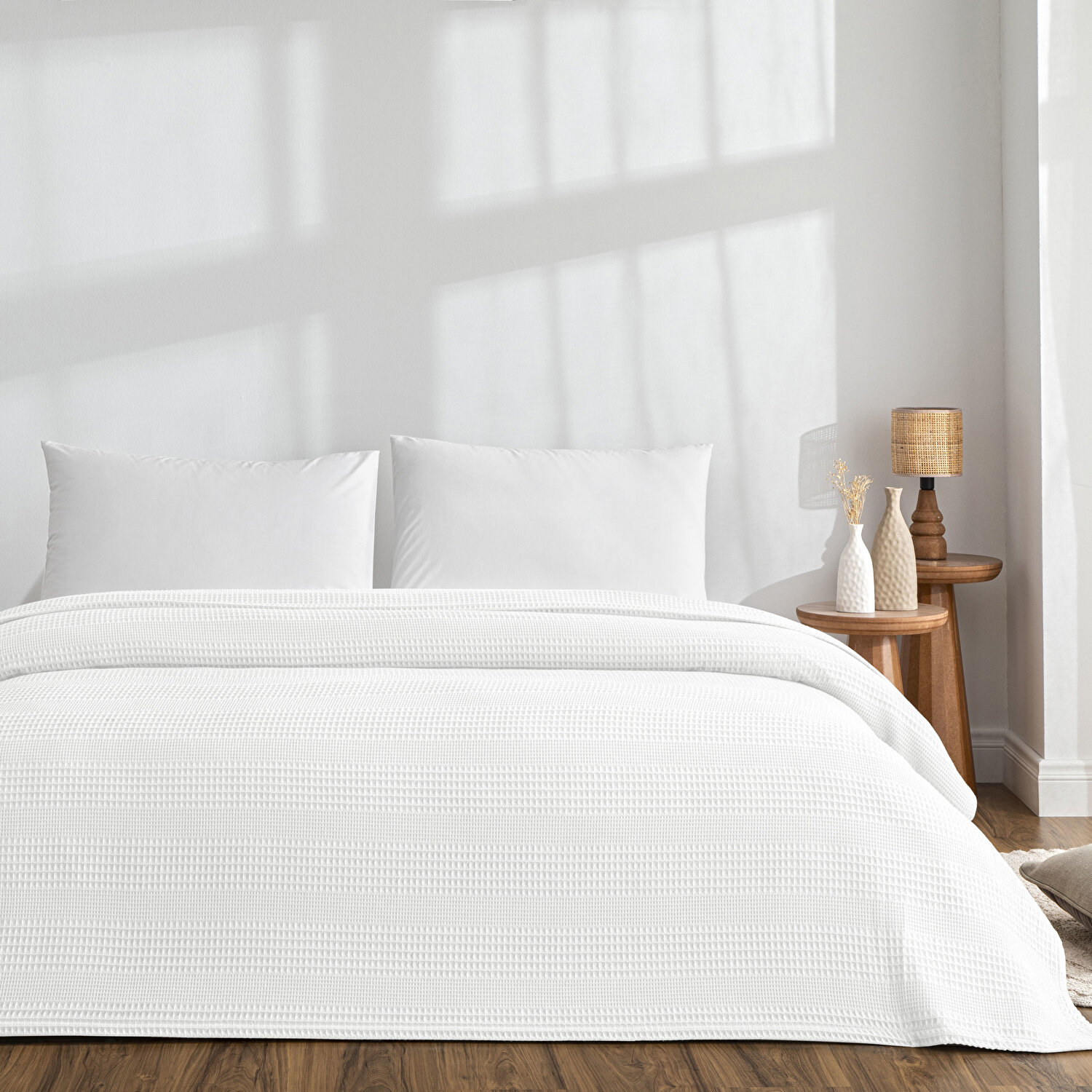 Taç Monet Pamuk Çift Kişilik Pike Beyaz