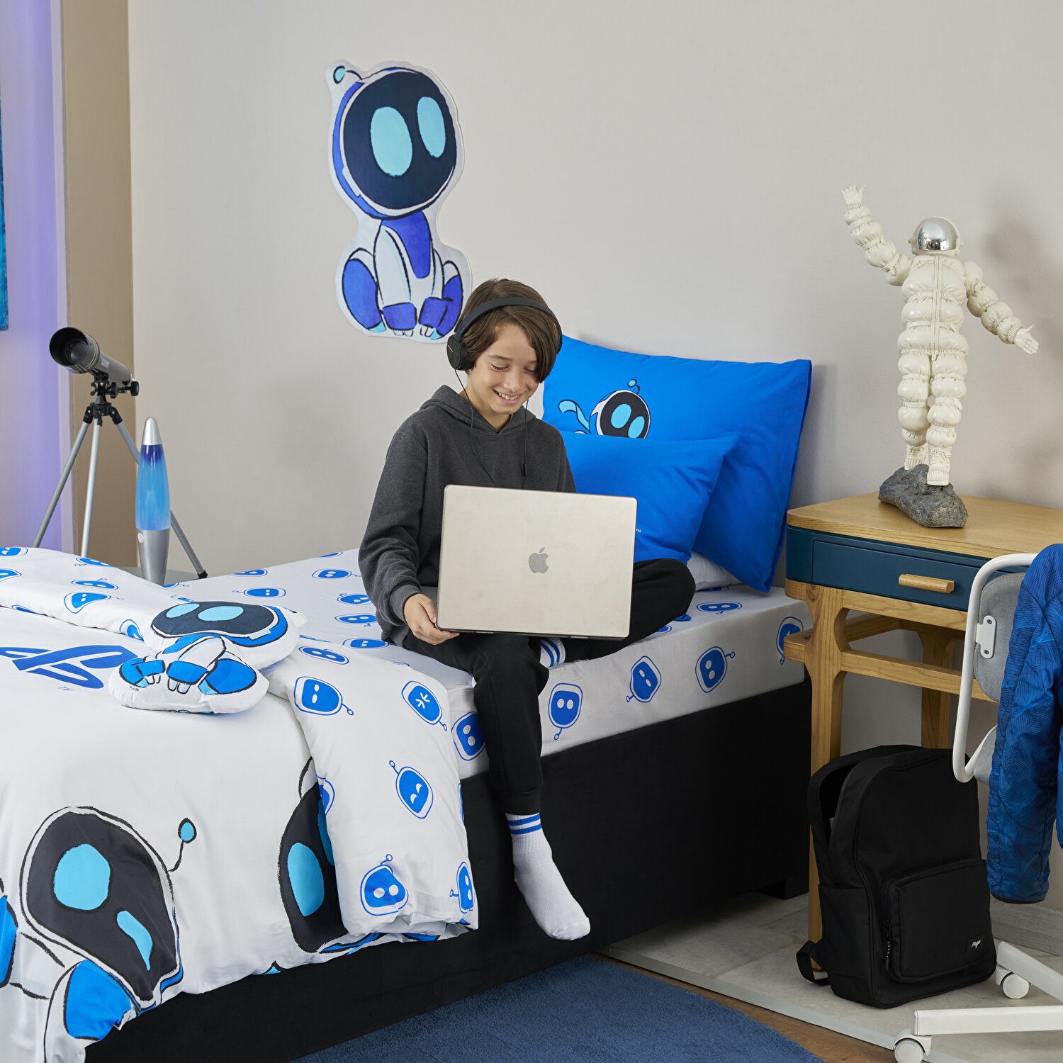 Lisanslı Playstation Astrobot Polyester Şekilli Kırlent