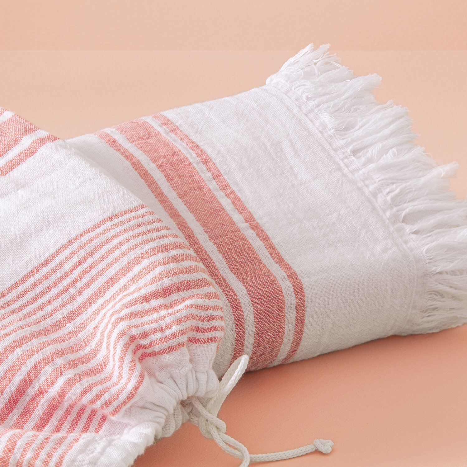 Taç Butik Pamuk Alaçatı Keseli Peştamal Nar Çiçeği