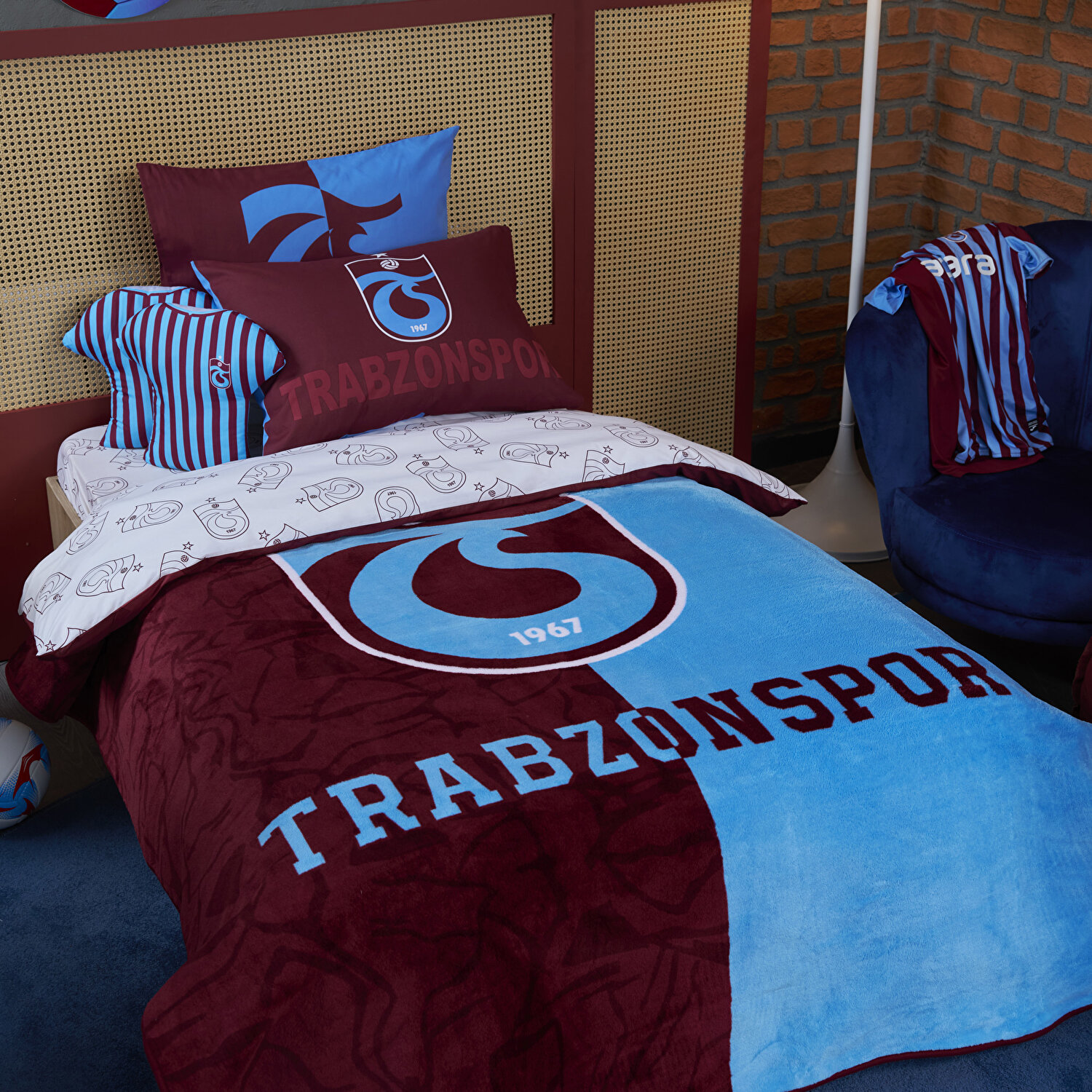 Lisanslı Trabzon Forma Kırlent