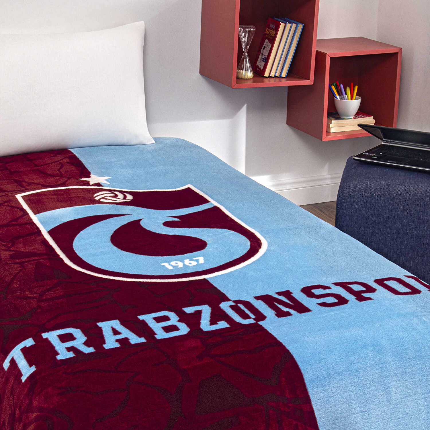 Lisanslı Trabzonspor Parçalı Tek Kişilik Battaniye