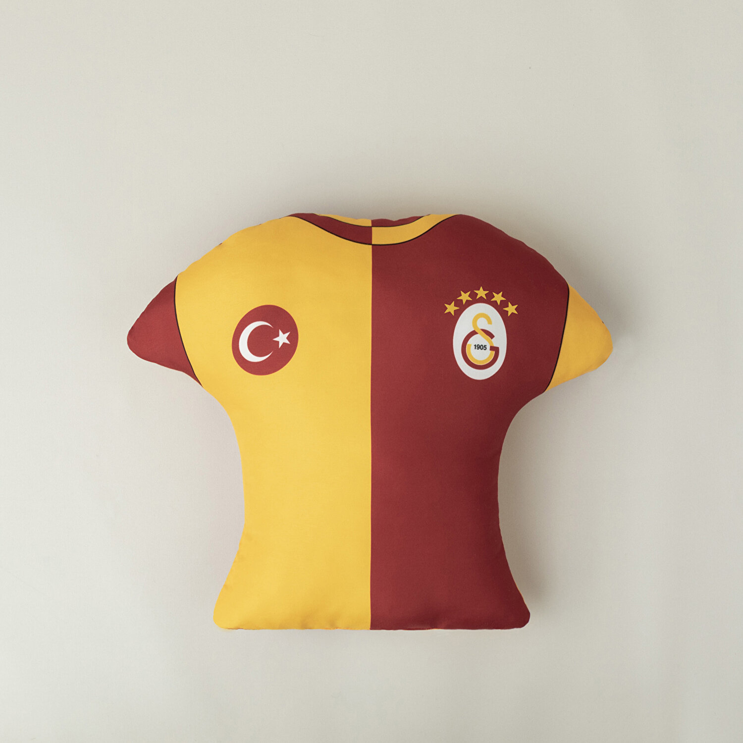 Lisanslı Galatasaray 5. Yıldız Forma Kırlent