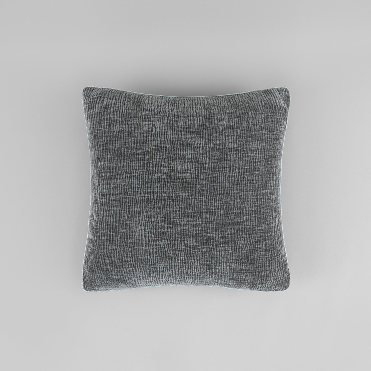 Linens Gracie 45x45 cm Kırlent Kılıfı Antrasit