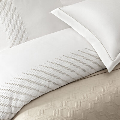 Taç Julietta Yatak Örtülü Çift Kişilik Nevresim Seti Bej