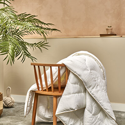 Taç Elegance Mikrojel Tek Kişilik Yorgan Beyaz